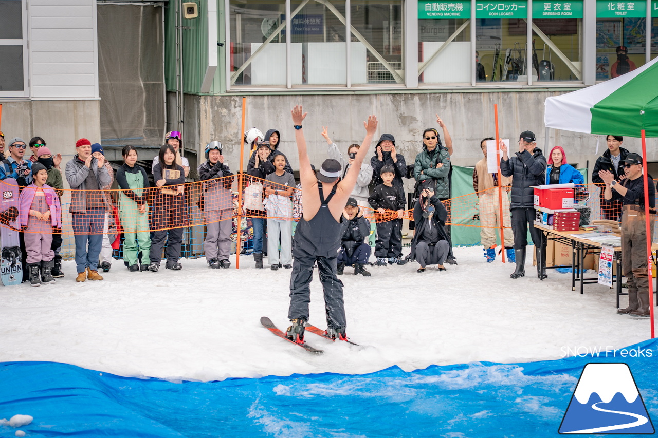 富良野スキー場｜いよいよインターナショナルなイベントに？！春シーズン恒例『第13回 Pond Skimming 池渡り』開催～♪